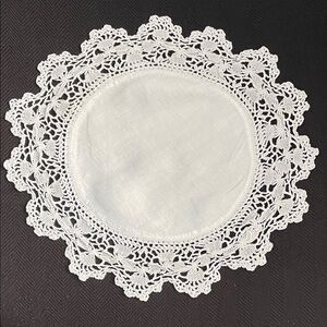 Pretty Elegant White Lace Doily. 10” circle. Vintage